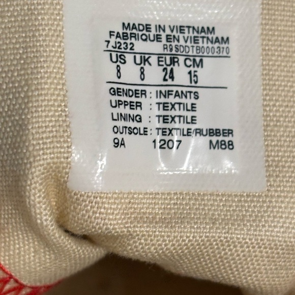 Girls Converse High Top Cleveland Indians Guardians Kids Size 8 Bling - Picture 8 of 9